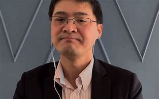 包含罗瑞谈年薪：只比体育老师多一点点，专业值得舍弃的词条